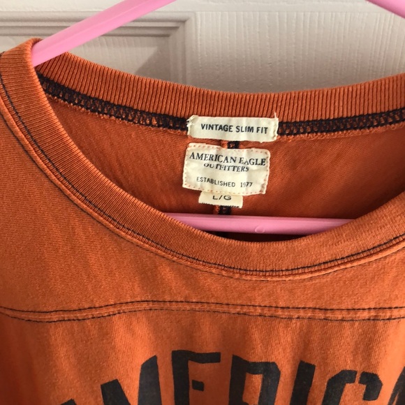American Eagle Vintage Slim Fit T-shirt - Picture 2 of 3